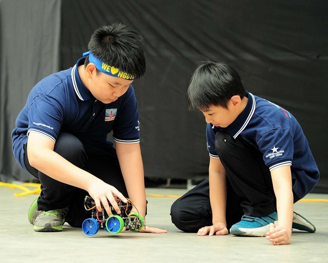 Khi thi cử “trói buộc” việc áp dụng STEM trong chương trình phổ thông - 3 Nào chúng mình cùng làm khoa học.