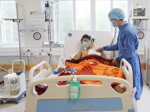 Bị “nhổ gốc” động mạch, bệnh nhân gần cạn máu trong cơ thể - 2 Bệnh nhân đã may mắn thoát chết khi mất gần hết lượng máu trong cơ thể