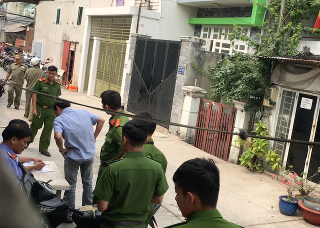 Tái kiểm tra hiện trường vụ thảm sát cả gia đình 5 người dịp Tết - 1 Tái kiểm tra hiện trường vụ thảm sát cả gia đình 5 người dịp Tết - 1