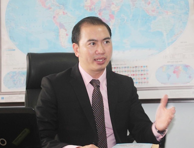 Hợp pháp hóa mại dâm làm gia tăng nạn buôn bán phụ nữ, trẻ em? - 1 Luật sư Trương Anh Tú cho rằng: Hợp pháp hóa mại dâm sẽ làm gia tăng nạn buôn bán phụ nữ, trẻ em.