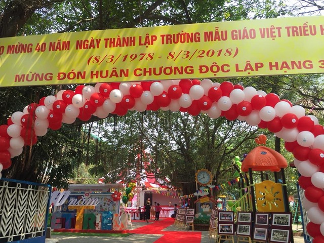 Trường mẫu giáo Việt Triều đón nhận Huân chương Độc lập hạng Ba - 3 Trường mẫu giáo Việt Triều đón nhận Huân chương Độc lập hạng Ba - 3