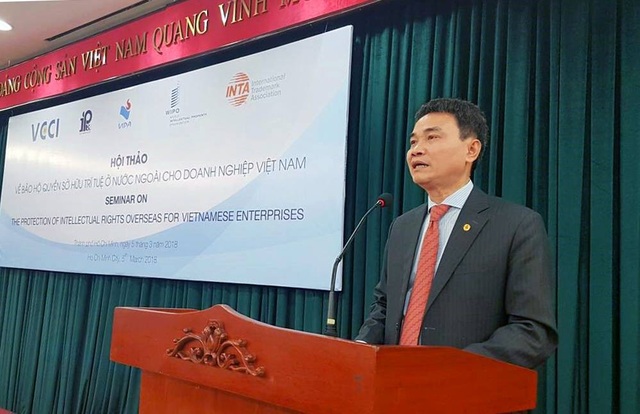 “Sở hữu trí tuệ ngày càng có vai trò quan trọng trong đời sống kinh tế - xã hội” - 1
Ông Đinh Hữu Phí, Cục trưởng Cục Sở hữu trí tuệ phát biểu tại hội thảo.