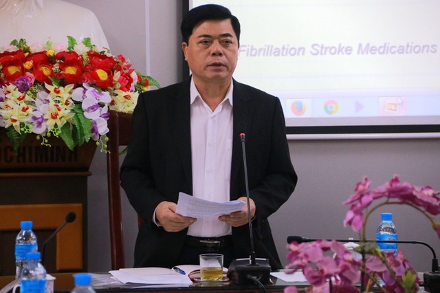 Thanh tra toàn diện công trình “khủng” trái phép ở Tràng An - 3 Ông Đinh Chung Phụng – Phó Chủ tịch Thường trực UBND tỉnh Ninh Bình cho hay, để xảy ra sự việc các cấp, các ngành sẽ phải chịu trách nhiệm trước thế giới, Đảng Nhà nước và nhân dân.