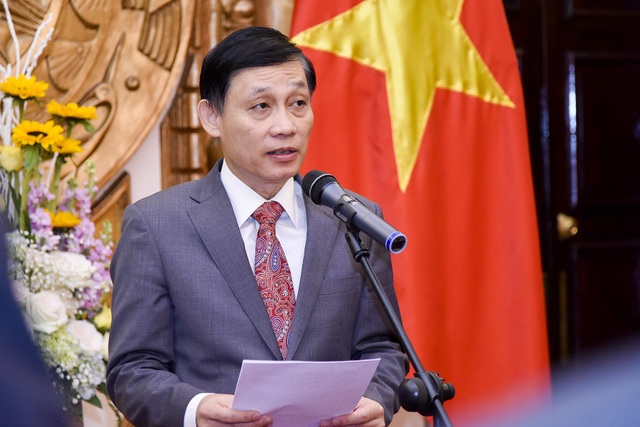 Việt Nam luôn kiên trì đấu tranh bảo vệ chủ quyền lãnh thổ - 2 Thứ trưởng Bộ Ngoại giao Việt Nam Lê Hoài Trung