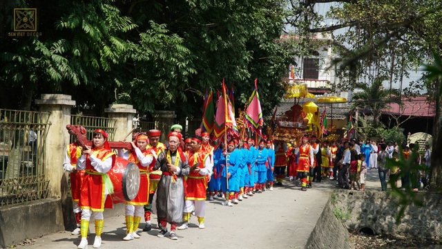 Khởi công tôn tạo di tích Đình Sen - Hành Cung, kỷ niệm 710 năm Phật Hoàng Trần Nhân Tông nhập niết bàn - 6 Nghi lễ rước tượng tại buổi lễ khởi công Đình Sen – Hành Cung
