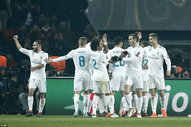 Những khoảnh khắc Real Madrid hạ đo ván PSG tại nước Pháp - 6
Real Madrid chơi khôn ngoan và có được bàn thắng dẫn trước 1-0 ở phút 51