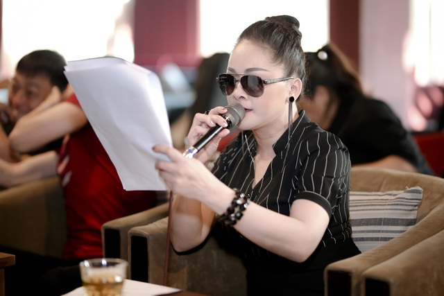 Như Quỳnh sút cân vì mải mê tập luyện cho đêm nhạc 8-3 - 4 Như Quỳnh sút cân vì mải mê tập luyện cho đêm nhạc 8-3 - 4