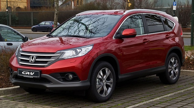 Ô tô Hyundai giảm hơn 200 triệu đồng: Cuộc đua dìm giá bắt đầu - 2
Mẫu crossover Honda CR-V được giảm gần 200 triệu đồng.