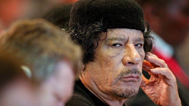 Hơn 10 tỷ Euro của Libya ở ngân hàng nước ngoài "không cánh mà bay" - 1
Ông Muamar Gaddafi (Ảnh: Reuters)