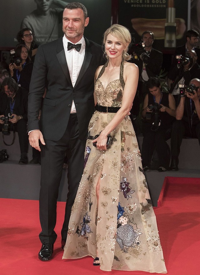 Naomi Watts tái ngộ "người cũ" - 5
Ngôi sao điện ảnh Liev Schreiber thì lại muốn dành thời gian nhiều hơn cho gia đình và sống kín tiếng - ngoài thời gian đi đóng phim