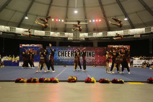 Nhóm bạn trẻ từ Hà Nội vô địch giải cheerleading quy mô châu Á - 3 Nhóm bạn trẻ từ Hà Nội vô địch giải cheerleading quy mô châu Á - 3