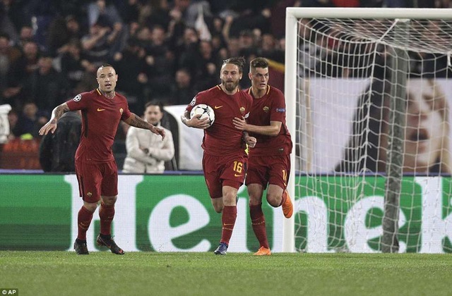 
AS Roma đã làm nên điều kỳ diệu, họ giành vé vào bán kết Champions League nhờ luật bàn thắng sân khách sau khi hòa 4-4 sau hai trận tứ kết
