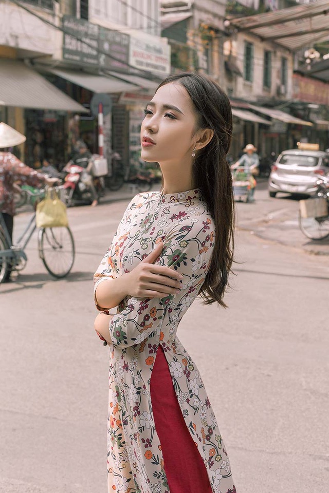 Ảnh đẹp "xuất thần" của cô gái Sài thành mơ ước diện áo dài ở Hà Nội - 4 Trước khi bắt đầu đi đến đâu thì chúng ta nên chuẩn bị kỹ lưỡng tất cả mọi thứ, lường trước cả những sự cố gặp phải để không rơi vào trạng thái tâm lý lo lắng, đó chính là bài học mà Ngọc Thuyên rút ra cho bản thân sau chuyến đi này.