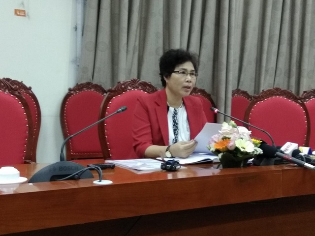 Nghi án trường “ma” liên kết dạy ở Việt Nam: Sở GD&ĐT Hà Nội lên tiếng - 2
Bà Bùi Thị Minh Nga - Phó phòng Giáo dục Trung học (Sở GD&ĐT Hà Nội), đã trả lời báo chí về sự việc. (Ảnh: Mỹ Hà)