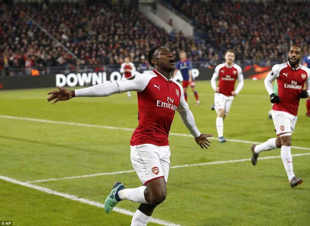 Hòa trên đất Nga, Arsenal giành vé vào bán kết Europa League - 3 Dù vậy, Danny Welbeck đã sắm vai cứu tinh, giúp Arsenal giành vé đi tiếp