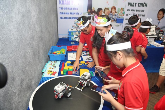 Học viện Stem và ước mơ kiến tạo tương lai - 1 Ứng dụng phương pháp STEM vào mô hình robot giúp học sinh chơi mà học, học mà chơi