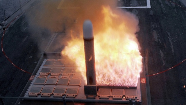 S-400 của Nga có thể khắc chế tên lửa Tomahawk của Mỹ? - 1
Tên lửa hành trình Tomahawk của Mỹ có tầm tấn công khoảng 1.400km đến 2.600km. (Ảnh: Getty)