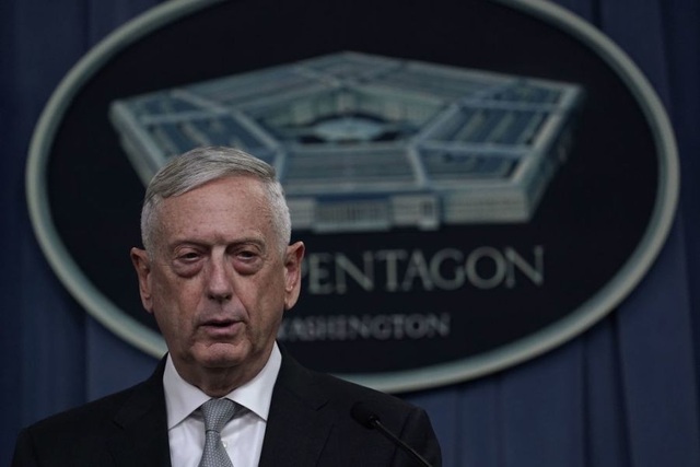 Mỹ và đồng minh dội hơn 100 tên lửa vào Syria - 4
Bộ trưởng Quốc phòng Mỹ Jim Mattis (Ảnh: Getty)