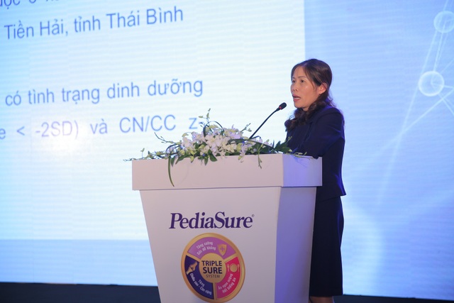 Những lợi ích của bổ sung dinh dưỡng bằng đường uống đối với trẻ - 3
PGS.TS.BS Ninh Thị Nhung trình bày kết quả nghiên cứu tại hội thảo
