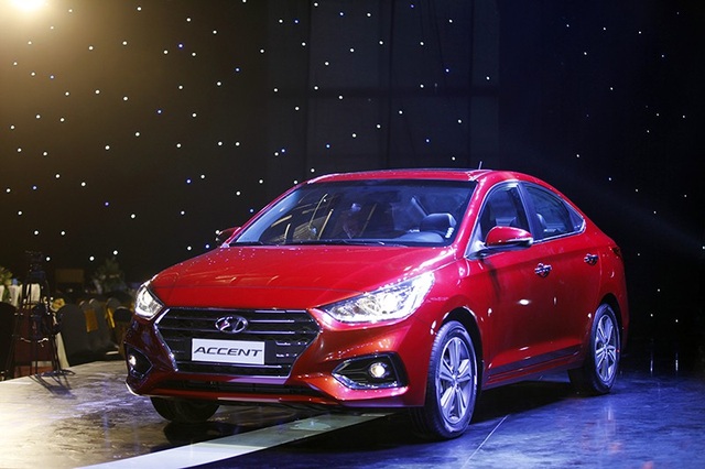 Hyundai Accent lắp ráp trong nước khởi điểm từ 425 triệu đồng - 1 Hyundai Accent có tỉ lệ nội địa hoá 12% cùng doanh số bán khá tốt nên nhiều khả năng sẽ được hưởng thuế nhập khẩu linh kiện ưu đãi 0% (đáp ứng yêu cầu về tổng doanh số và riêng một dòng xe Grand i10), ngoài việc hưởng thuế Tiêu thụ đặc biệt chỉ còn 35% (giảm 5% so với năm ngoái)...