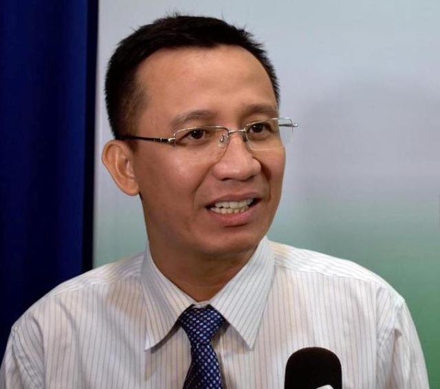 Một căn nhà "cõng" hàng chục loại thuế, phí - 1 Chuyên gia kinh tế Bùi Quang Tín cho rằng, người dân đang phải “gồng gánh” quá nhiều loại thuế, phí dành cho nhà ở.