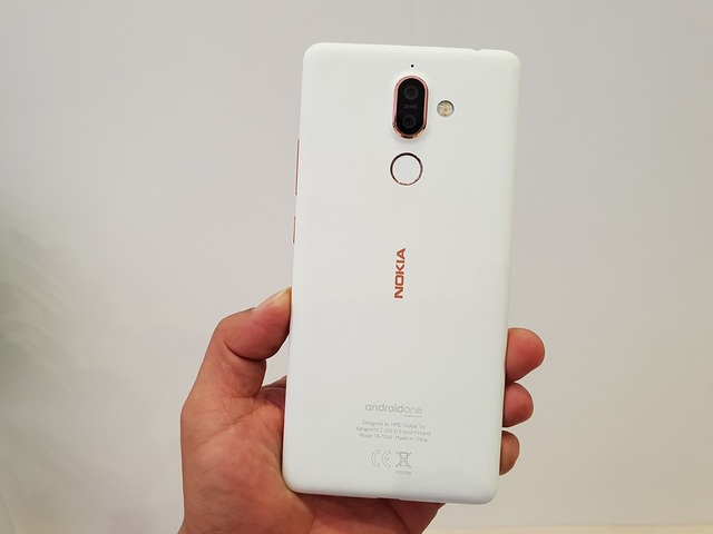 Không phải iPhone X, Nokia 7 Plus mới là smartphone tốt nhất của năm - 1 Nokia 7 Plus