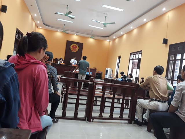 Vụ “Cố ý gây thương tích” có dấu hiệu oan sai: Tòa phúc thẩm giữ nguyên bản án “hòa làng”! - 1 Tại phiên tòa phúc thẩm, Mai Gia Hoàn vẫn bị kết án 23 tháng 12 ngày cải tạo không giam giữ