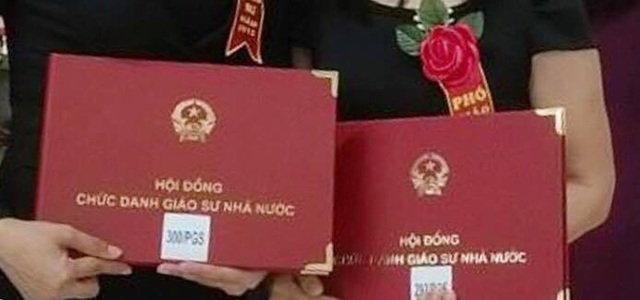 41 ứng viên GS, PGS không được công nhận: Nhiều hồ sơ “dựng lại” hợp đồng giảng dạy - 1
Bộ cũng sẽ xử lý các cơ sở giáo dục công nhận số giờ giảng cho các ứng viên không chính xác và sẽ công bố công khai cho công luận.
