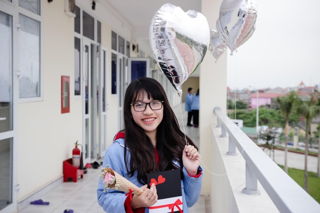 Ấn tượng nữ sinh Hải Phòng "ẵm" 9 học bổng đại học Mỹ - 4 Ấn tượng nữ sinh Hải Phòng "ẵm" 9 học bổng đại học Mỹ - 4