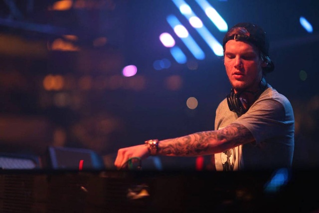 Danh tiếng “nuốt chửng” cuộc đời “ông hoàng nhạc dance điện tử” như thế nào? - 1 DJ Avicii