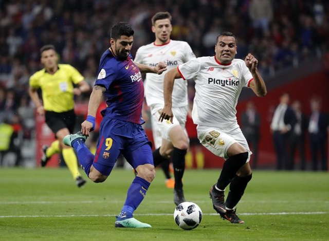 Đại thắng Sevilla 5-0, Barcelona vô địch Cúp Nhà vua lần thứ 30 - 1
Luis Suarez tỏa sáng với cú đúp vào lưới Sevilla