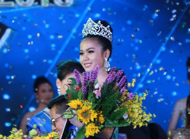 Chiêm ngưỡng nhan sắc tân Hoa hậu biển Việt Nam Toàn cầu 2018 - 3 Khoảnh khắc đăng quang của Nguyễn Thị Kim Ngọc tại Hoa hậu Biển Việt Nam 2018