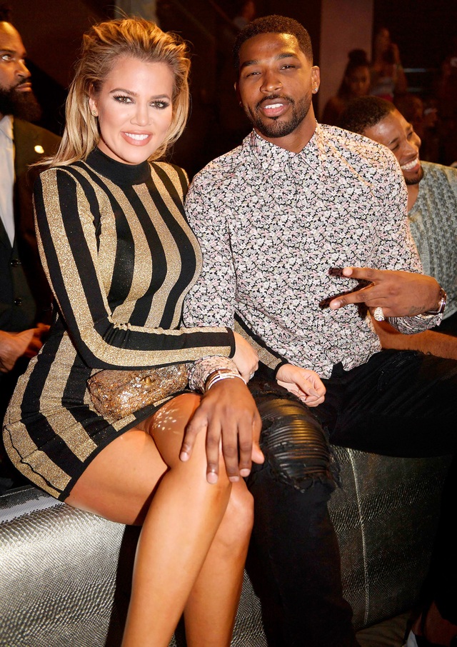 Bạn trai Khloe thường nhắn tin với "gái lạ" qua Instagram - 2
Khloe Kardashian hiện đã sinh con gái và vô cùng thất vọng với cách mà bạn trai Tristan Thompson đối xử với cô