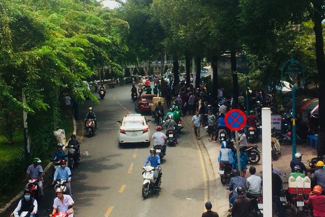 Cô giáo bị đồng nghiệp sát hại vừa tốt nghiệp thủ khoa cao học - 1 Hiện trường xảy ra sự việc cô giáo ở Trường THTP Võ Thị Sáu, TPHCM bị đồng nghiệp sát hại