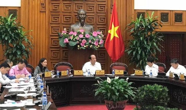 Phê bình các Bộ trưởng trình luật như… bản nháp! - 1 Bộ trưởng - Chủ nhiệm Văn phòng Chính phủ Mai Tiến Dũng chủ trì cuộc họp