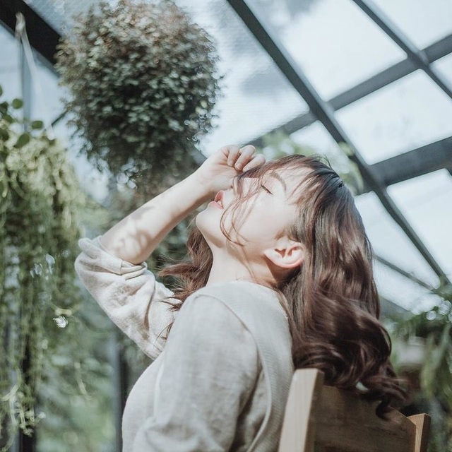 Hình như mẹ anh không thích em? - 2 Có những người xuất hiện trong đời, để lại một vài kỷ niệm, rồi đi. Ảnh minh hoạ: Ti Ây)