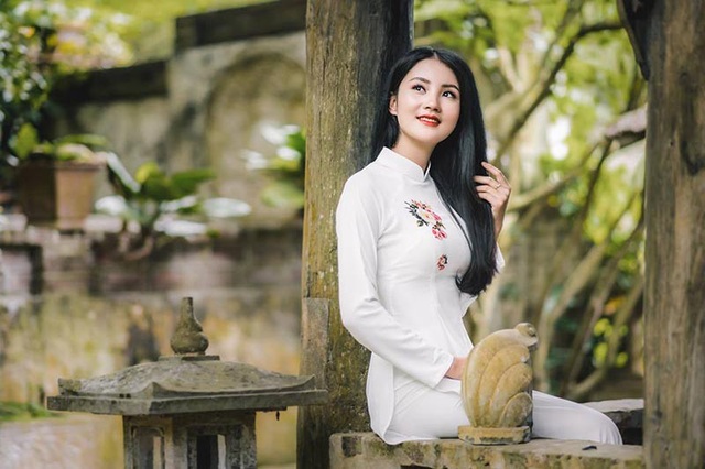 Hoa khôi ĐH Tài Nguyên Môi trường: "Đẹp nhân tạo hay tự nhiên không quan trọng bằng nhân cách" - 9 Hoa khôi ĐH Tài Nguyên Môi trường: "Đẹp nhân tạo hay tự nhiên không quan trọng bằng nhân cách" - 9