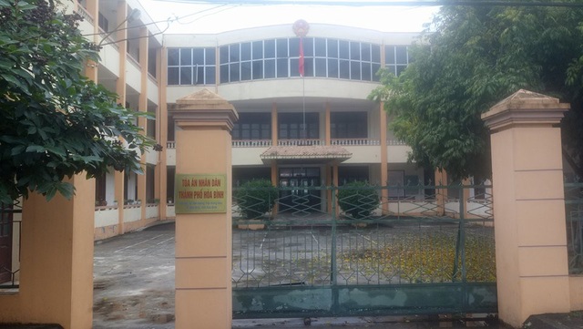 Sắp xét xử vụ án sự cố chạy thận làm 8 người chết tại Hoà Bình - 1
Phiên xử sẽ diễn ra công khai tại TAND thành phố Hoà Bình