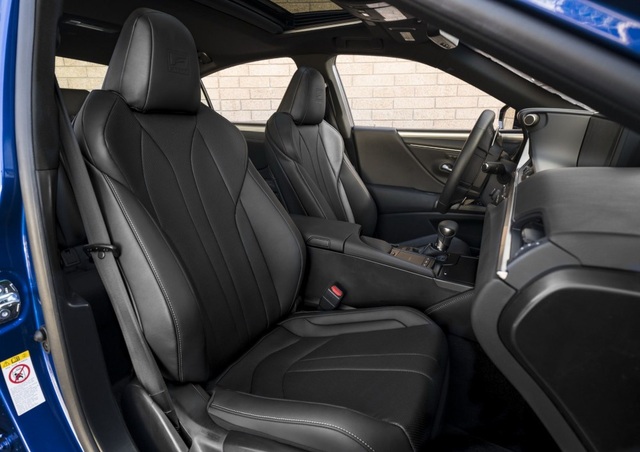 Lexus ES thế hệ mới - Động cơ cũ, sức mạnh mới - 20 Lexus ES thế hệ mới - Động cơ cũ, sức mạnh mới - 20