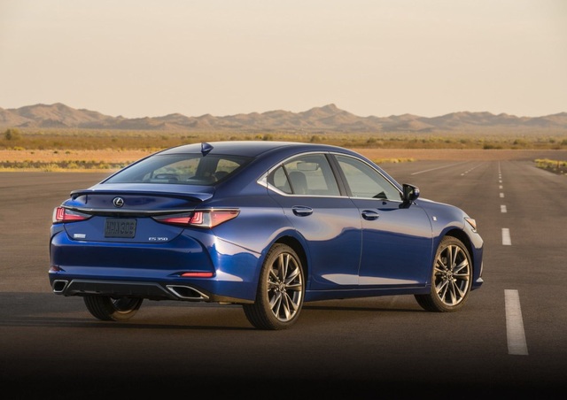 Lexus ES thế hệ mới - Động cơ cũ, sức mạnh mới - 11 Lexus ES thế hệ mới - Động cơ cũ, sức mạnh mới - 11