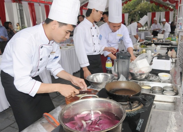 Ninh Bình sôi nổi hội thi nấu ăn giỏi ngành du lịch - 5 Hội thi nhằm tìm kiếm, xây dựng thương hiệu ẩm thực du lịch Ninh Bình.