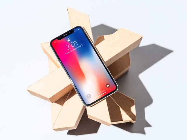 Apple có thể thay đổi cách đặt tên cho iPhone kể từ năm nay - 1 iPhone X không chỉ tạo ra cuộc cách mạng về thiết kế, mà cả cách gọi tên của Apple.