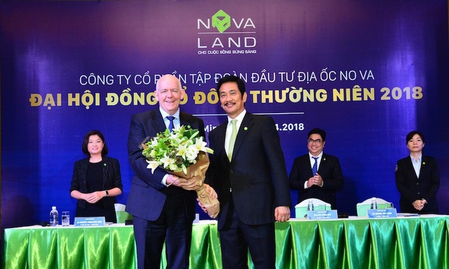 Novaland: Tiếp cận nguồn vốn quốc tế để đa dạng cấu trúc tài chính - 1 Đại hội Đồng Cổ đông Novaland 2018 chào đón tân Thành viên độc lập Hội đồng quản trị - ông David Proctor