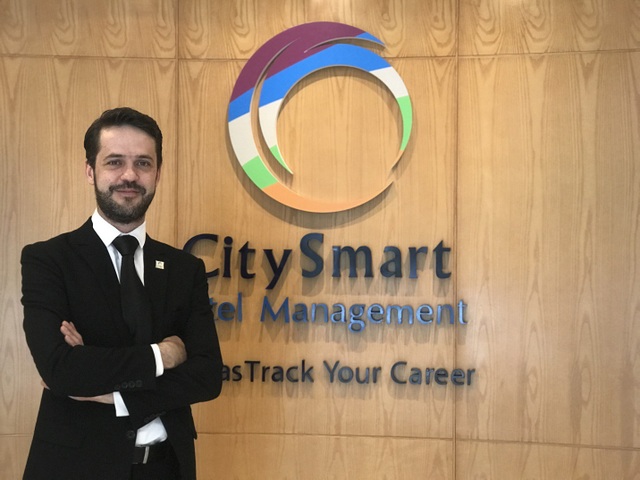 Lí giải vì sao hơn 1 triệu sinh viên lựa chọn theo học chương trình BTEC? - 2
Theo ông David Naudin, nhờ tính linh hoạt của chương trình, BTEC tạo thuận lợi cho cả người học lẫn người dạy về tính chủ động, dễ dàng mang hơi thở sáng tạo vào khung chương trình học tập hay phương pháp giảng dạy.