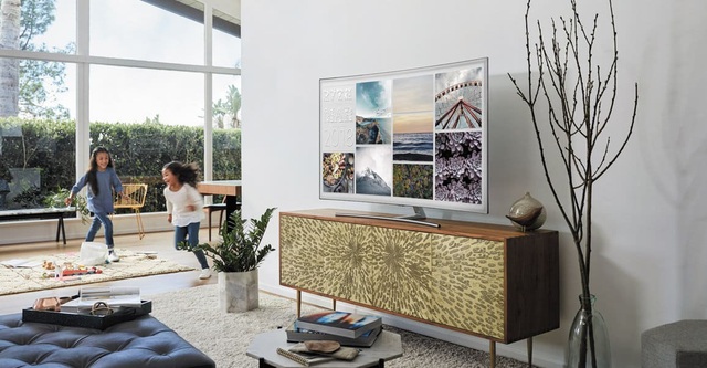 3 điểm nhấn “đáng tiền” của TV Samsung QLED 2018 - 2 Có thể nói, Samsung QLED TV 2018 là một “tác phẩm nghệ thuật” đẹp-không-góc-chết, dù đang bật hay khi đã tắt.