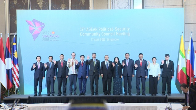 ASEAN: Tình hình Biển Đông tiếp tục diễn biến phức tạp - 1 Các Bộ trưởng Ngoại giao ASEAN dự Hội nghị