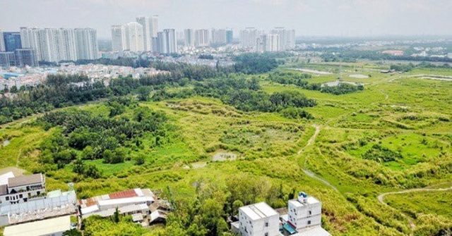 Cần làm rõ những người có quyền lực cản trở hoạt động của cơ quan công quyền - 2
Khu đất công hơn 32 ha được công ty TNHH một thành viên Tân Thuận bán chỉ định cho công ty Quốc Cường Gia Lai