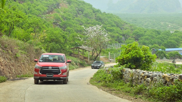 Toyota Innova – Xe MPV đa dụng cho gia đình Việt - 5 Toyota Innova – Xe MPV đa dụng cho gia đình Việt - 5