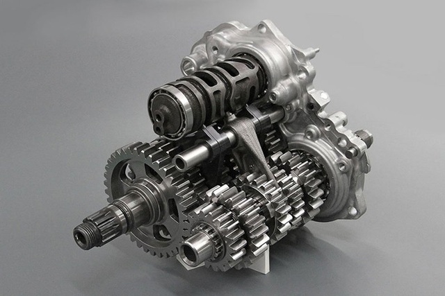 Triệu hồi Kawasaki ZX10R tại Việt Nam vì nguy cơ vỡ hộp số - 2 Hộp số trên Kawasaki ZX10R