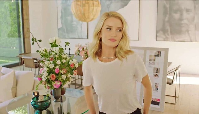 Rosie Huntington-Whiteley lần đầu khoe nhà siêu sang - 5
Căn nhà mang vẻ thanh lịch và bình yên